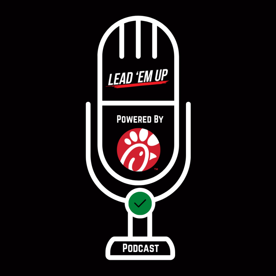 Lead 'Em Up - Podcast Logo